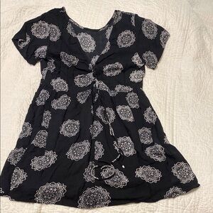 Motel Rocks Black and White Casual Sundress